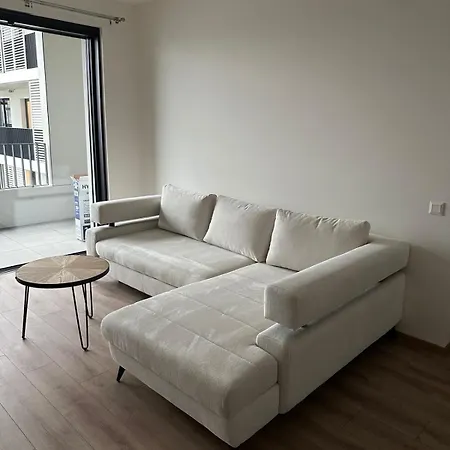 2 In Downtown,free Parking,late Check-out,big Balcony 아파트 브라티슬라바