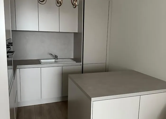 2 In Downtown,free Parking,late Check-out,big Balcony Apartament *